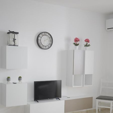 Ohana Apartments Дуррес Екстер'єр фото