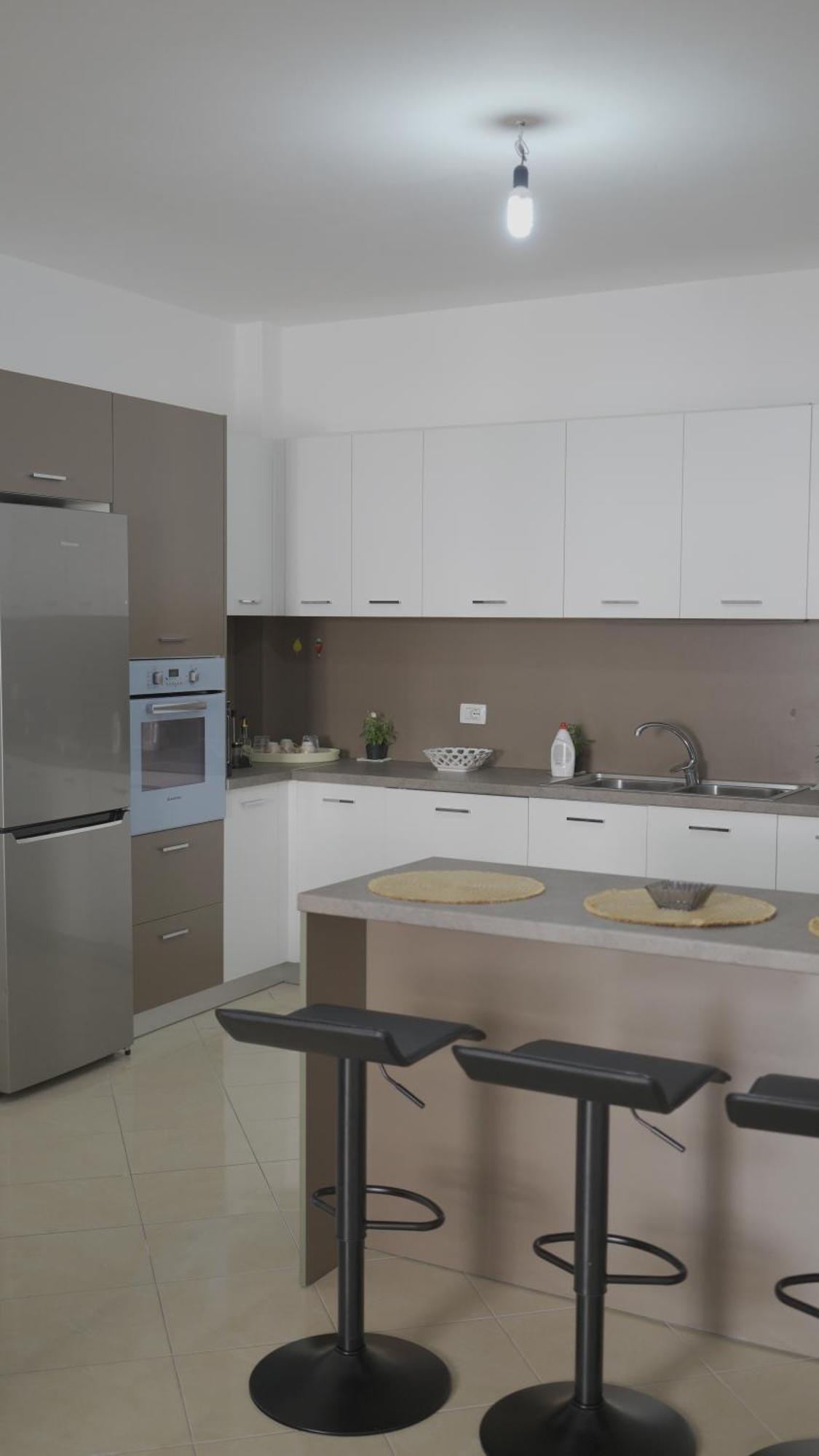 Ohana Apartments Дуррес Екстер'єр фото